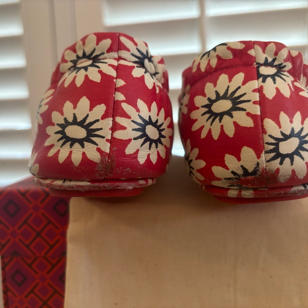 Tory Burch Minnie - Picture 4 of 12